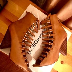 BCBG faux leather strappy style ankle boots in cognac size 10